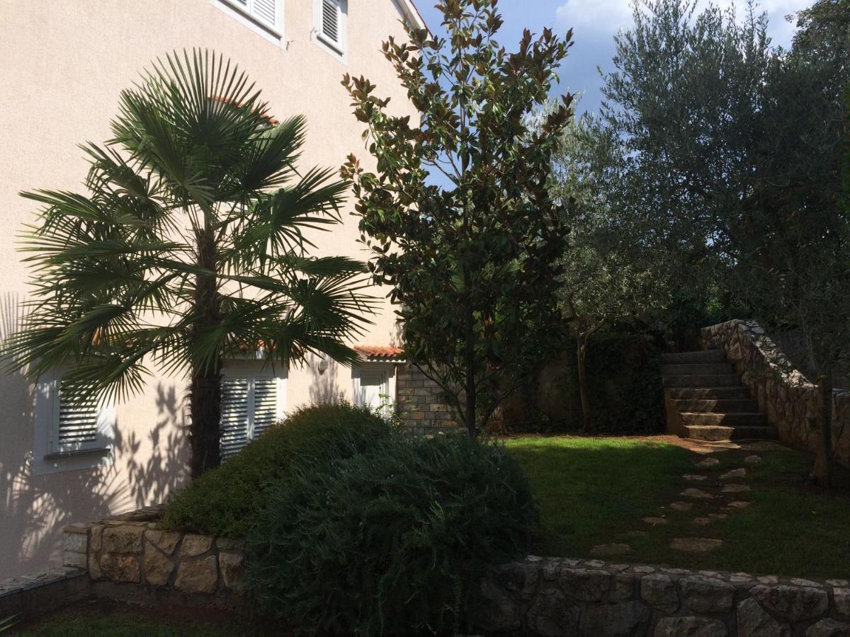 Apartments Malinska - Apartment 1 المظهر الخارجي الصورة